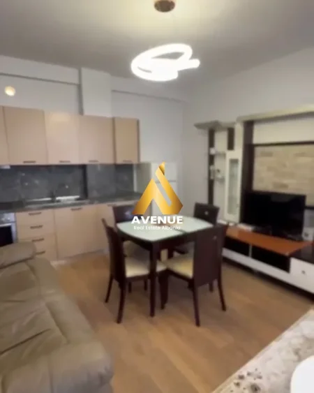 SHITET APARTAMENT 1+1 – PRANË KRYQËZIMIT TË FRESKUT, RRUGA “DALIP TOPI”, TIRANË