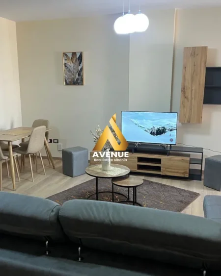 Tirane, jepet me qera apartament 1+1 Kati 4, 68 m² 700 € (TE DELIJORGJI)