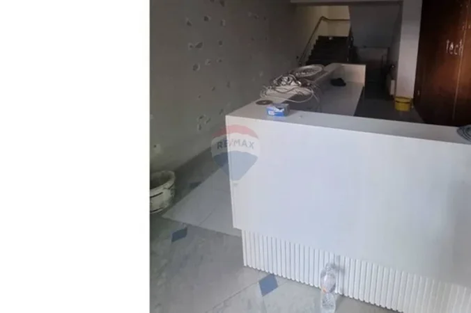 Tirane, shitet dyqan , 258 m² 1.500.001 € (Rr.Sami Frasheri)