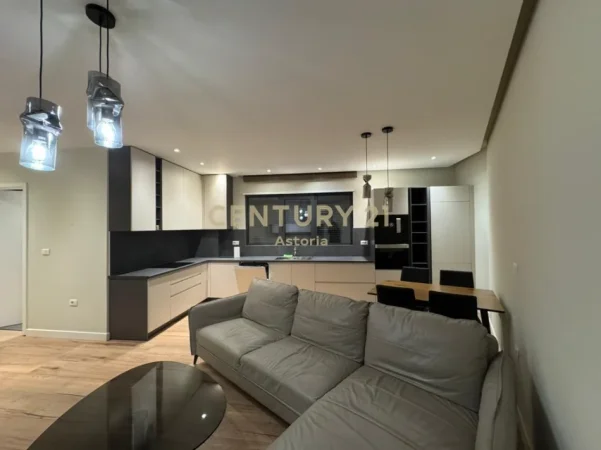 Tirane, jepet me qera apartament 1+1+Ballkon Kati 5, 74 m² 500 € (astir teodor keko unaza e re)
