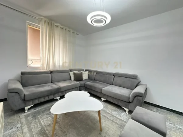 Tirane, shitet apartament 2+1 Kati 3, 84 m² 160.000 € (rruga e durresit)