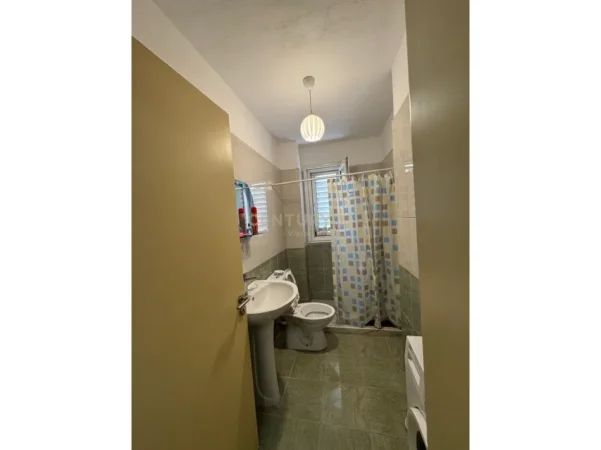 Shkoder, shitet apartament 1+1 Kati 3, 46 m² 80.000 € (zdrale)