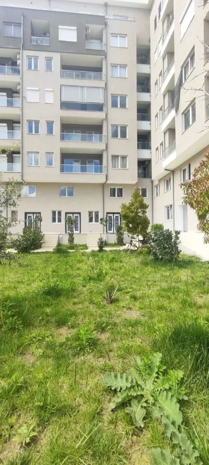 Golem, shitet apartament 2+1+Ballkon Kati 2, 89 m² 