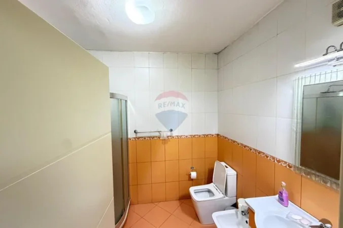 Tirane, shitet apartament 2+1 , 100 m² 320.000 € 