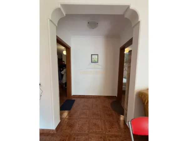 Tirane, shitet apartament 2+1 Kati 2, 100 m² 235.000 € (Zogu Zi)