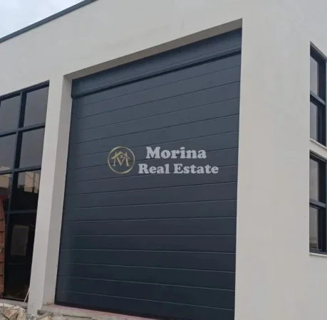 Tirane, jepet me qera ambjent biznesi Kati 0, 1.618 m² 4.000 € (Vore)