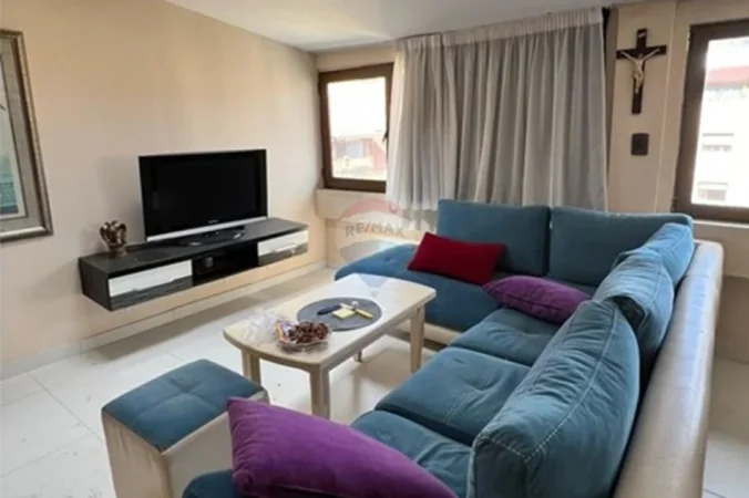 Tirane, shitet apartament 2+1 , 140 m² 200.000 € 