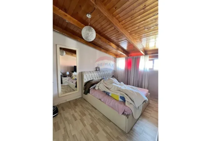 Tirane, shitet apartament 2+1 , 140 m² 200.000 € 