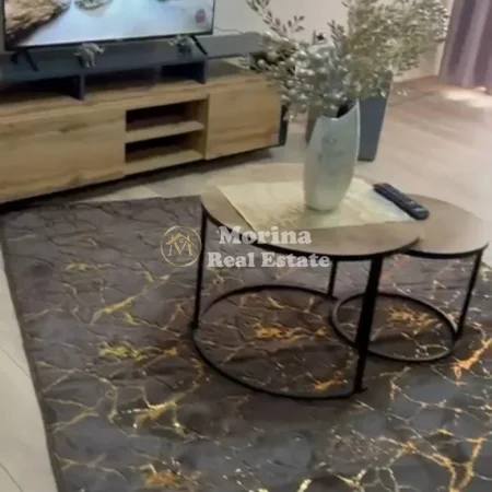 Tirane, jepet me qera apartament 1+1 Kati 4, 68 m² 700 € (Rruga e Kavajes)