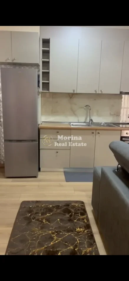Tirane, jepet me qera apartament 1+1 Kati 4, 68 m² 700 € (Rruga e Kavajes)