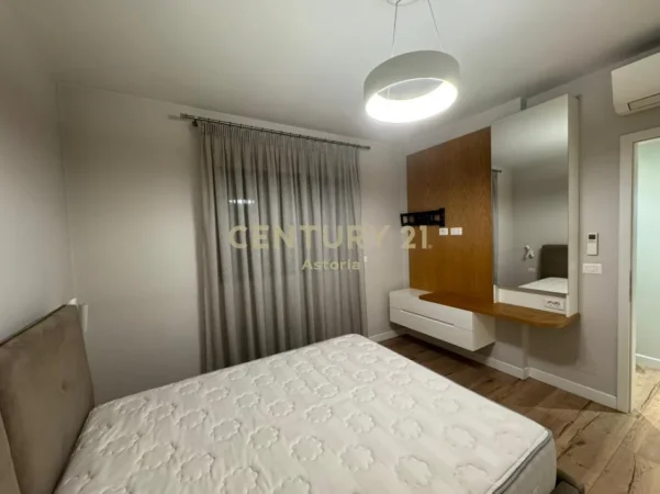 Tirane, jepet me qera apartament 1+1 Kati 5, 74 m² 500 € 
