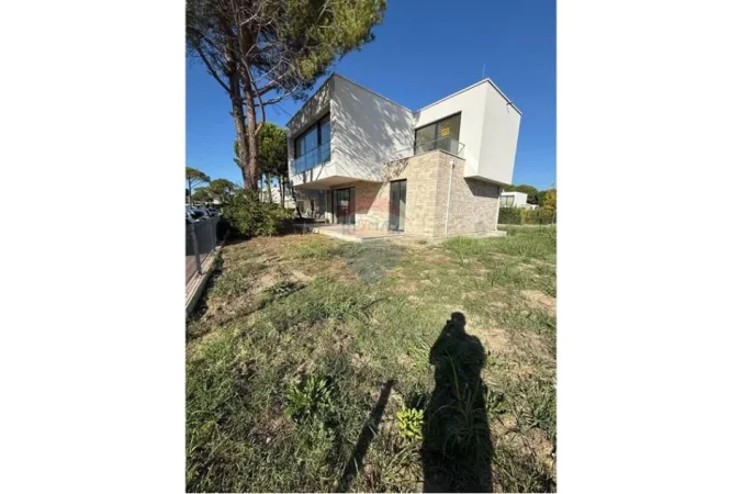Durres, shitet 2 Katshe , 600 m² (San Pietro Residence)