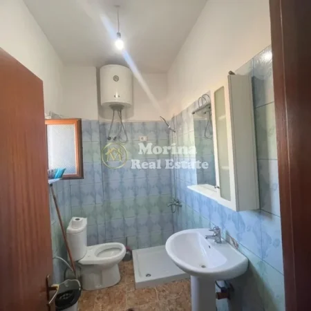 Tirane, jepet me qera apartament 1+1 Kati 3, 60 m² 300 € (Jordan Misja)