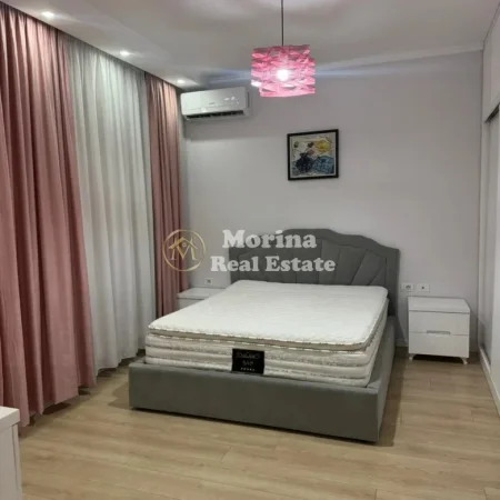 Tirane, jepet me qera apartament 2+1 Kati 3, 98 m² 750 € (Casa Italia)