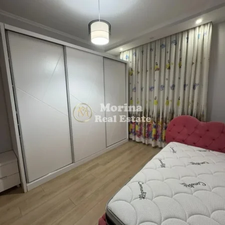 Tirane, jepet me qera apartament 2+1 Kati 3, 98 m² 750 € (Casa Italia)