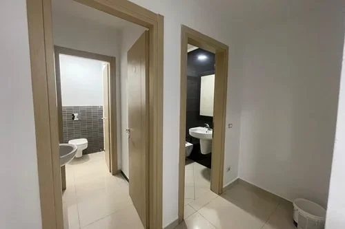 Tirane, jepet me qera zyre Kati 2, 180 m² 2.500 € (Delijorgji)