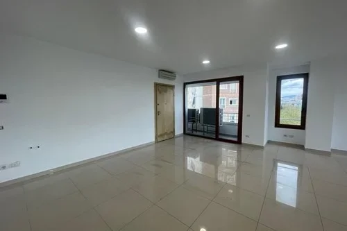 Tirane, jepet me qera zyre Kati 2, 180 m² 2.500 € (Delijorgji)