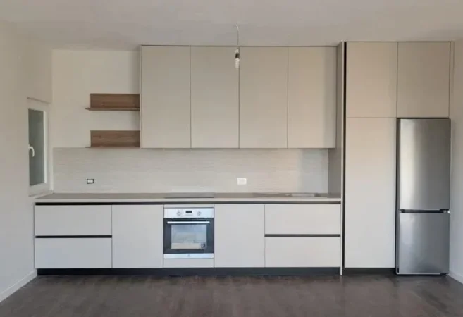 Tirane, jepet me qera apartament 2+1 Kati 2, 125 m² 600 € (Bulevardi i Ri)