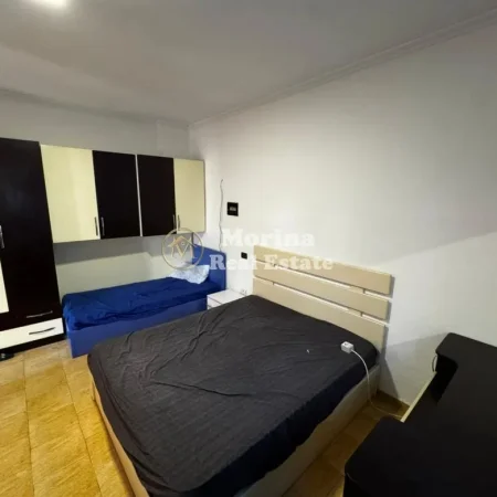 Tirane, jepet me qera apartament 1+1 Kati 1, 55 m² 350 € (Jordan Misja)