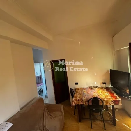 Tirane, jepet me qera apartament 1+1 Kati 1, 55 m² 350 € (Jordan Misja)