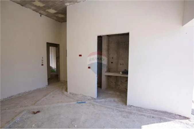 Sarande, shitet apartament ne plazh 3 Katshe , 262 m² 650.000 € 