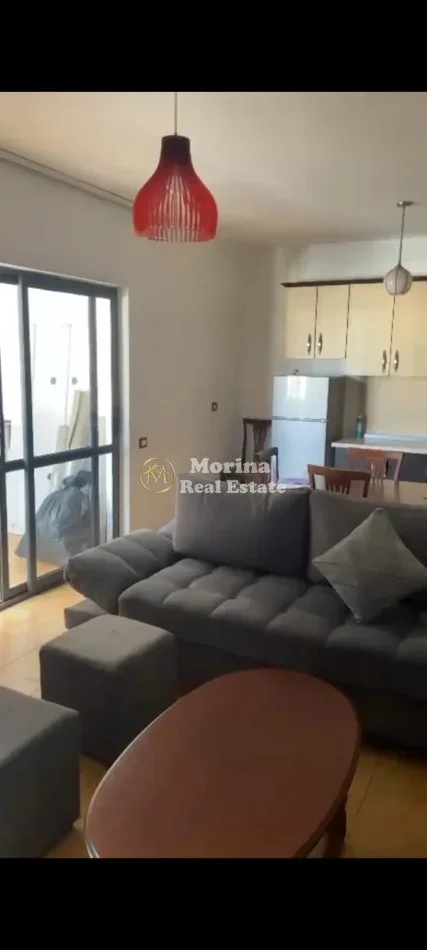 Tirane, jepet me qera apartament 2+1 Kati 8, 80 m² 700 € (21 Dhjetori)