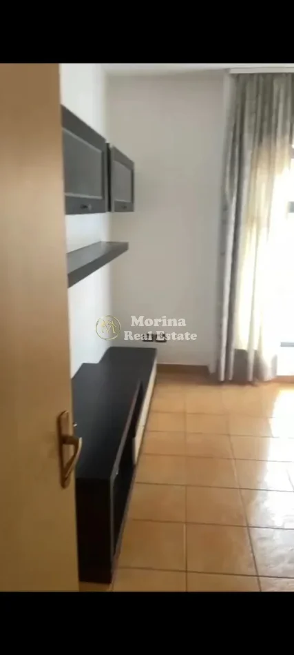 Tirane, jepet me qera apartament 2+1 Kati 8, 80 m² 700 € (21 Dhjetori)