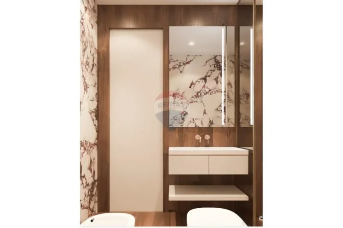 Tirane, shitet apartament 2+1 , 108 m² 270.000 € 