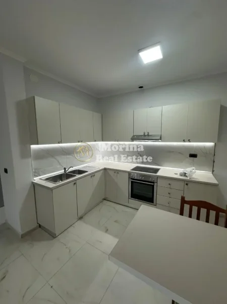 Tirane, jepet me qera apartament 1+1 Kati 2, 60 m² 350 € (Jordan Misja)