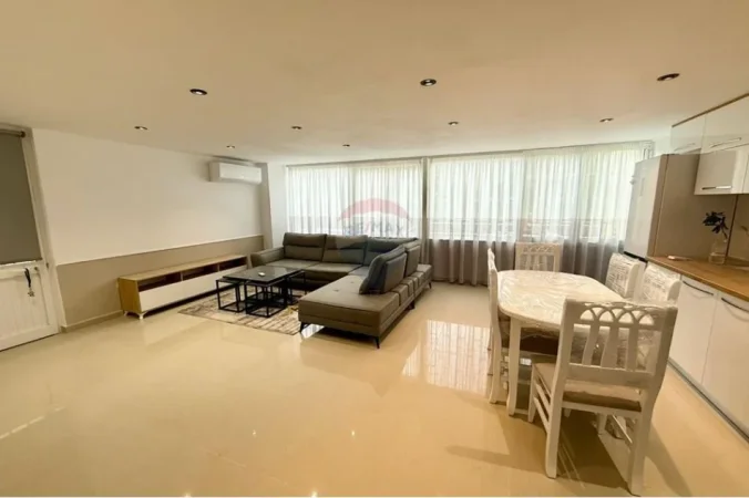 Tirane, jepet me qera apartament 3+1 Kati 0, 175 m² 570 € (Fresku)