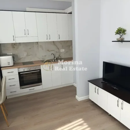 Tirane, jepet me qera apartament 1+1 Kati 5, 60 m² 500 € (Oxhaku)