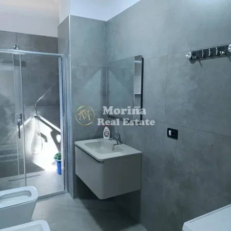 Tirane, jepet me qera apartament 1+1 Kati 5, 60 m² 500 € (Oxhaku)
