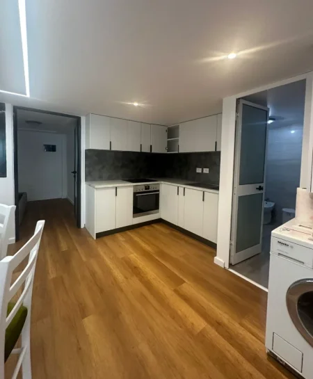 Tirane, shitet apartament 2+1 , 119 m² 155.000 € 