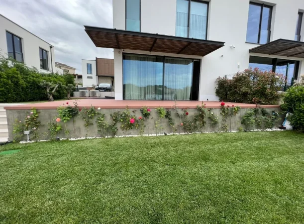 Tirane, shitet Vile 4+1 , 270 m² 1.000.000 € 