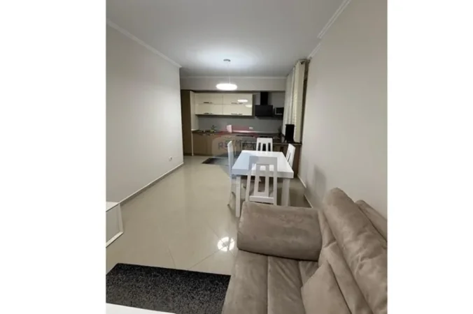 Tirane, jepet me qera apartament 2+1 Kati 3, 83 m² 777 € (Kompleksi Kontakt)