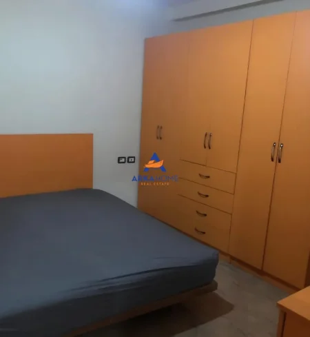 Tirane, jepet me qera apartament 1+1 Kati 1, 65 m² 365 € 