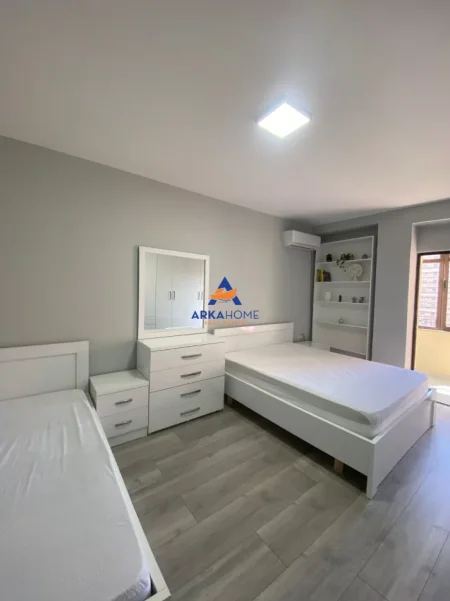 Tirane, shitet apartament 2+1+Ballkon Kati 5, 109 m² 269.000 € 