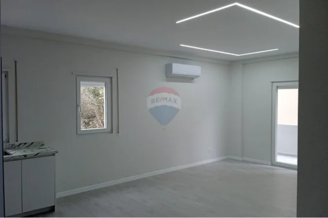 Tirane, jepet me qera apartament 1+1 Kati 3, 80 m² 420 € (Kodra e Priftit)