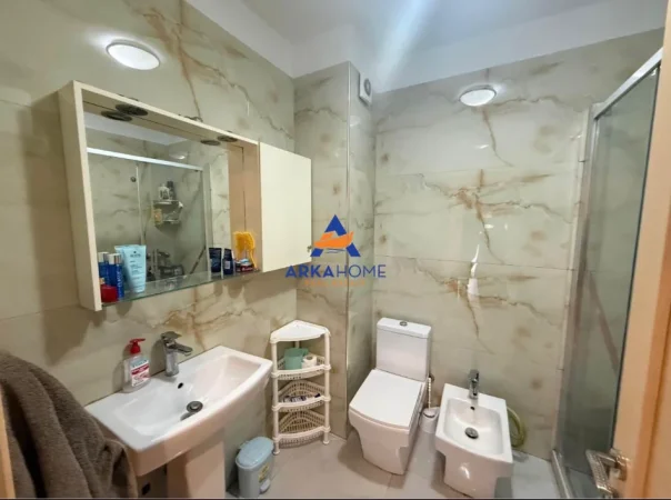 Tirane, shitet apartament 3+1+Ballkon Kati 1, 120 m² 335.000 € 