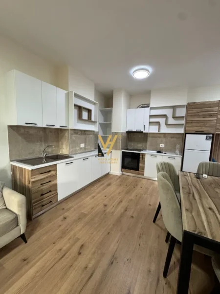 Tirane, jepet me qera apartament 1+1+Ballkon Kati 7, 68 m² 570 € (YZBERISHT)