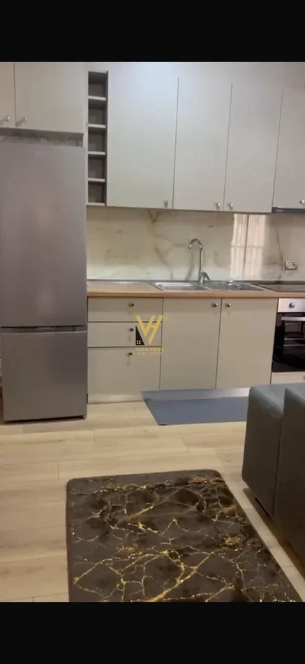 Tirane, jepet me qera apartament 1+1+Ballkon Kati 4, 69 m² 700 € (RRUGA E KAVAJES)