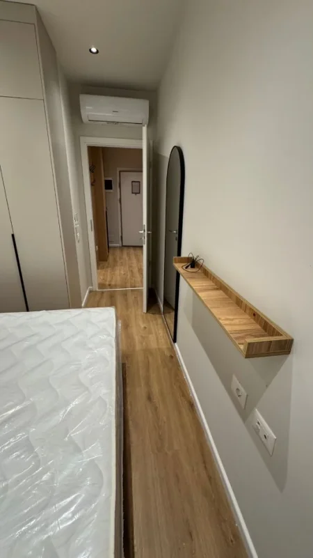 Tirane, jepet me qera nga Pronari, pa-komision apartament 1+1+Ballkon Kati 8, 560 € (Rezidenca Kadiu)