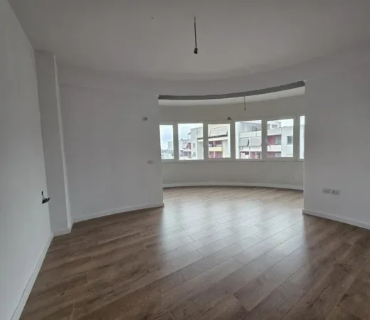 Shqiperi, shitet apartament 3+1 , 134 m² 199.999 € (Kompleksi Molla)