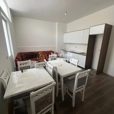 Tirane, shitet apartament 1+1 Kati 2, 65 m² 90.000 € (Fresku)