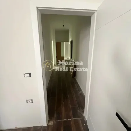 Tirane, shitet apartament 1+1 Kati 2, 65 m² 90.000 € (Fresku)