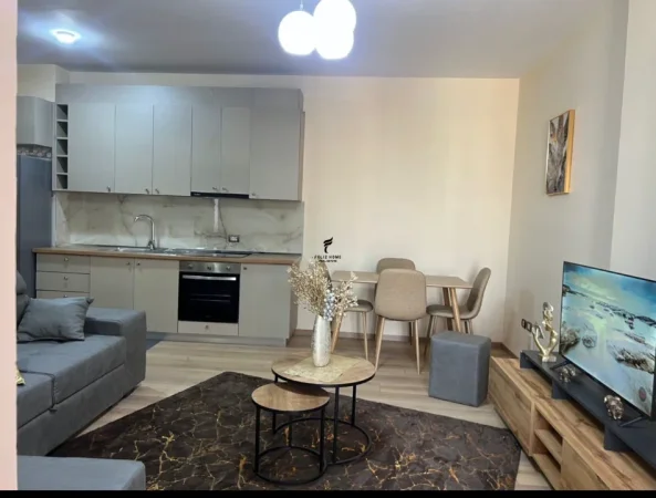 Tirane, jepet me qera apartament 1+1 Kati 4, 68 m² 700 € (RRUGA E KAVAJES)
