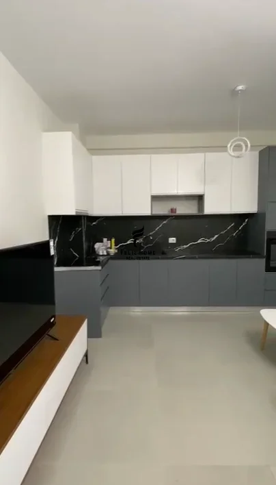 Tirane, jepet me qera apartament 2+1 Kati 3, 80 m² 850 € (RRUGA E DURRESIT)