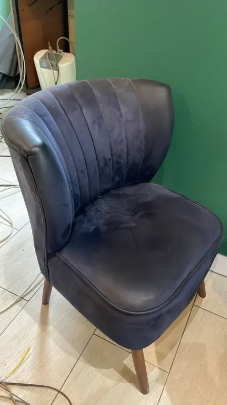 Tirane, shes Smart TV Shitet Tv+ karrige