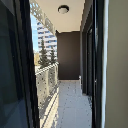 Tirane, shitet apartament 1+1+Ballkon Kati 3, 71 m² 180.000 € (Corner Residence)