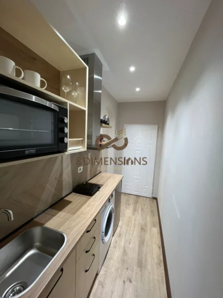 Tirane, shitet garsonier 1+1 Kati 4, 30 m² 120.000 € (ish ekspozita)